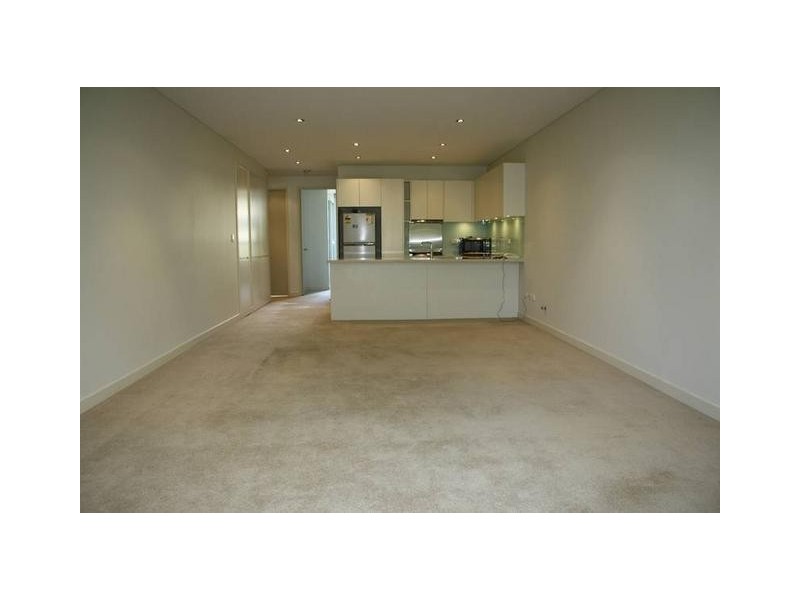 4/20 Hawkesbury Ave, Dee Why NSW 2099