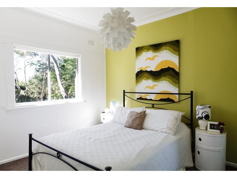 5 Cambridge Ave, Narraweena NSW 2099