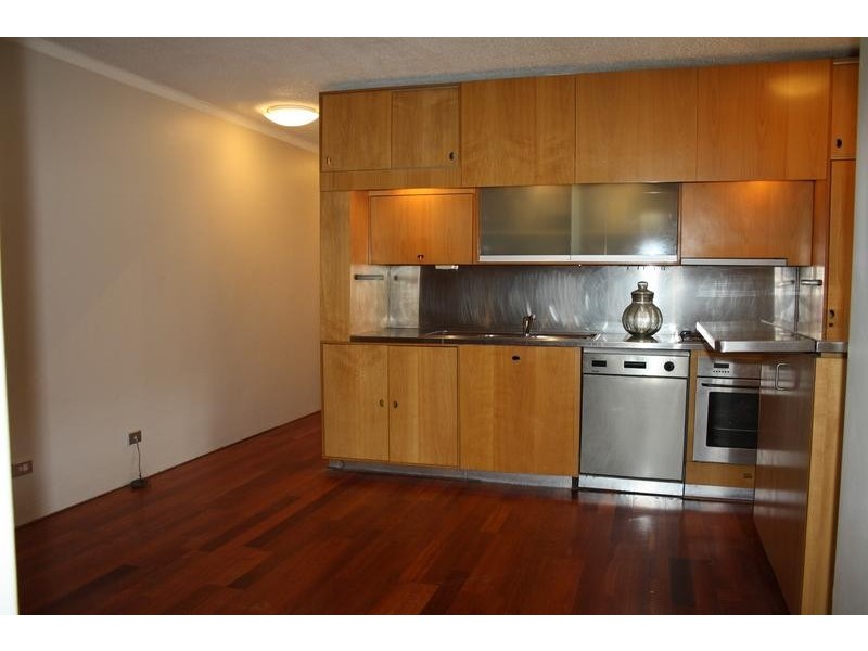 12/49 Howard Ave, Dee Why NSW 2099