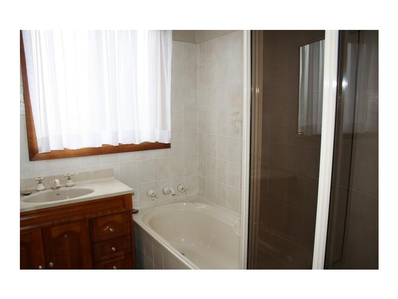 91 Warringah Rd, Beacon Hill NSW 2100