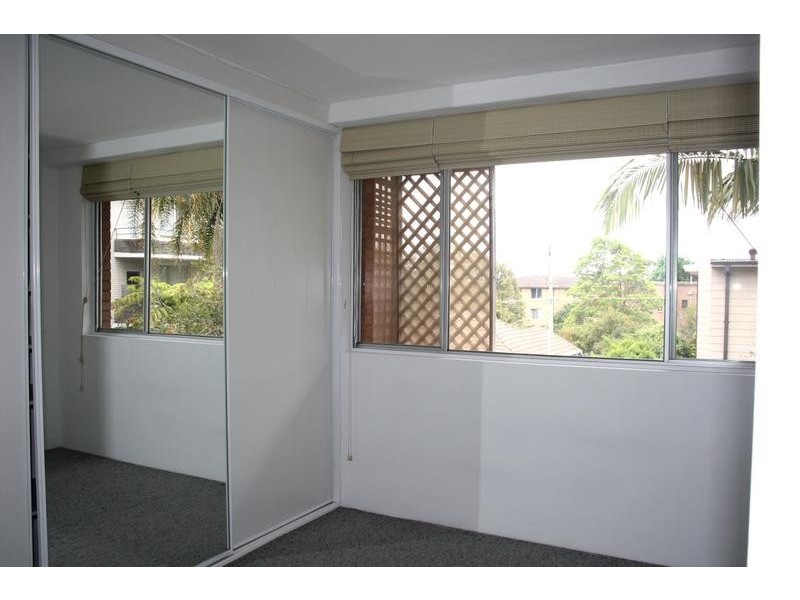 10/2 Holborn Ave, Dee Why NSW 2099