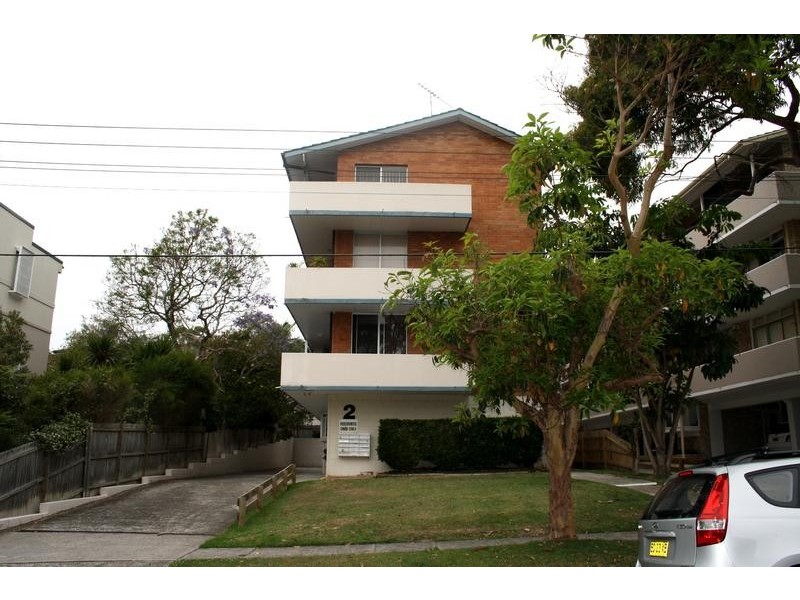 10/2 Holborn Ave, Dee Why NSW 2099