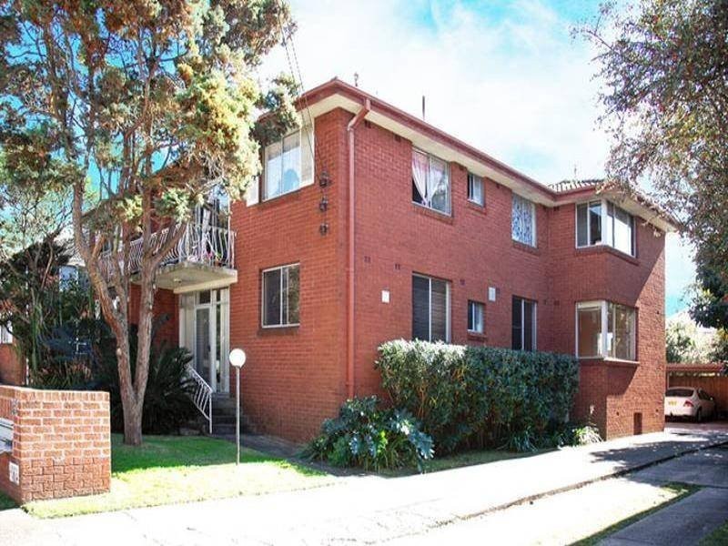 1/12 Grafton Crescent, Dee Why NSW 2099