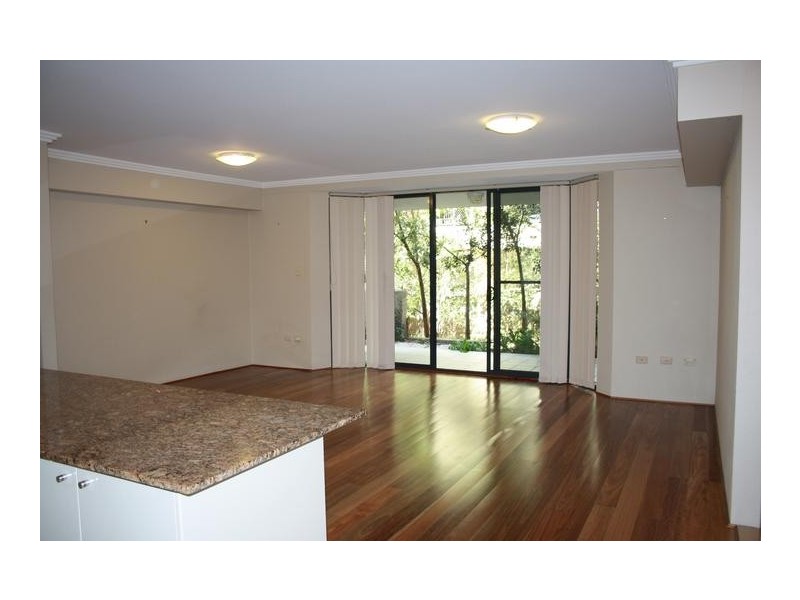 22/20 Mooramba Rd, Dee Why NSW 2099