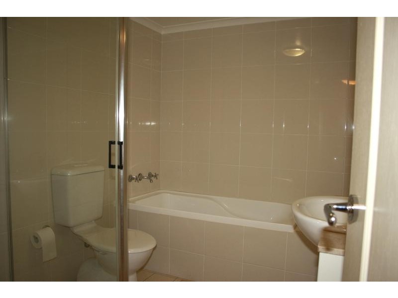 22/20 Mooramba Rd, Dee Why NSW 2099