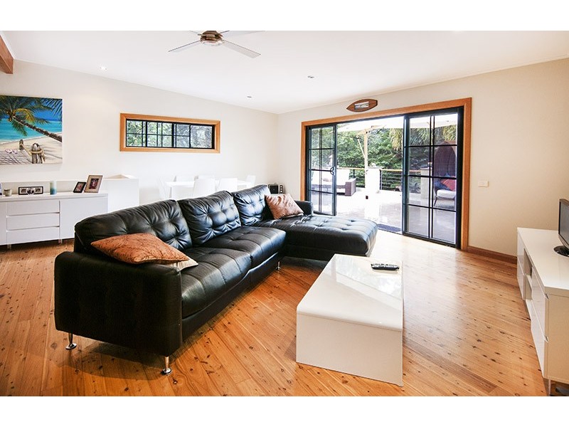 18 Bolwarra Rd, North Narrabeen NSW 2101