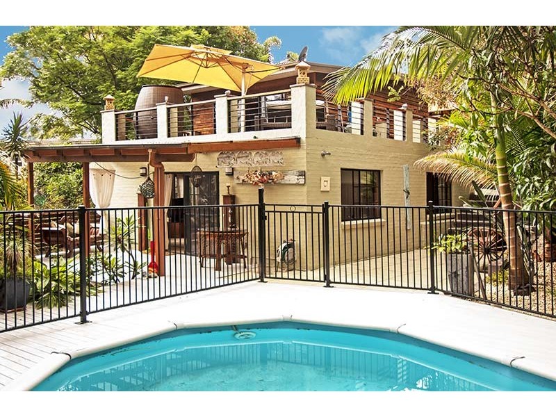 18 Bolwarra Rd, North Narrabeen NSW 2101