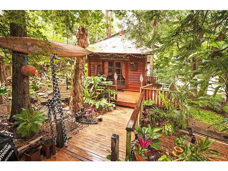 18 Bolwarra Rd, North Narrabeen NSW 2101