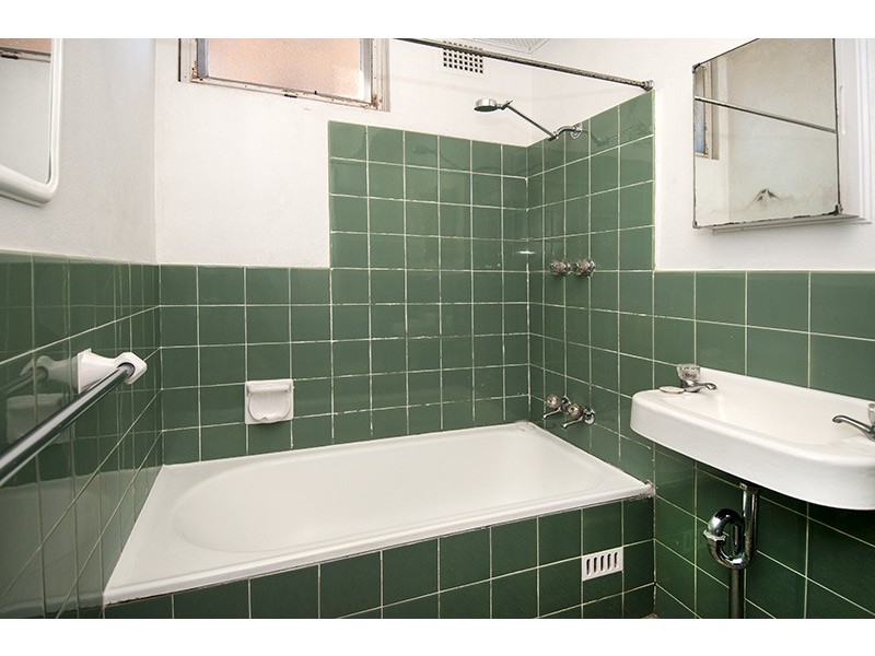 2/11 Frazer St, Collaroy NSW 2097