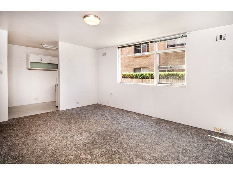 2/11 Frazer St, Collaroy NSW 2097