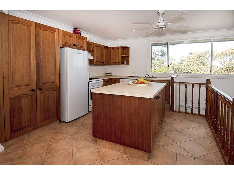 4 Wyarama Street (Enter via Ethie Rd), Allambie Heights NSW 2100