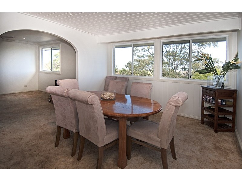 4 Wyarama Street (Enter via Ethie Rd), Allambie Heights NSW 2100