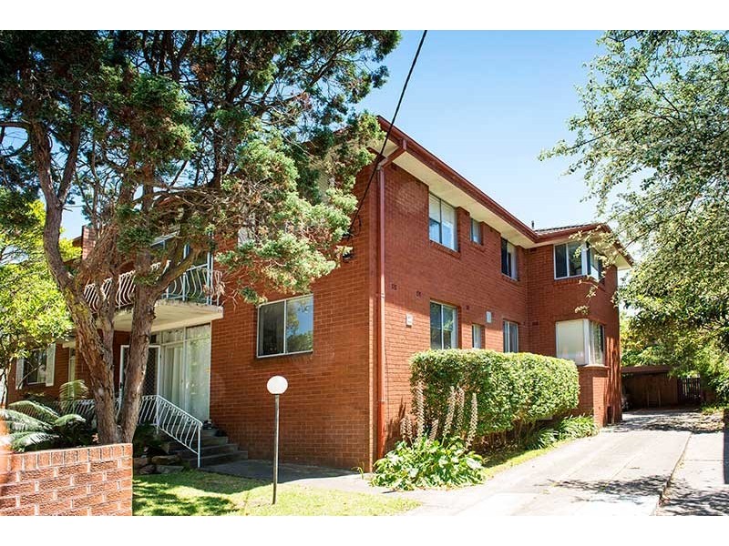 1/12 Grafton Crescent, Dee Why NSW 2099