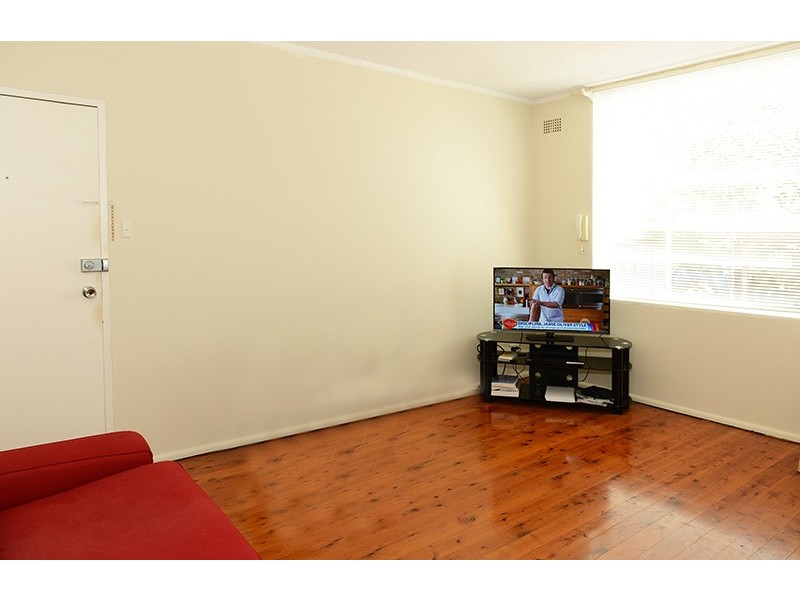 1/12 Grafton Crescent, Dee Why NSW 2099