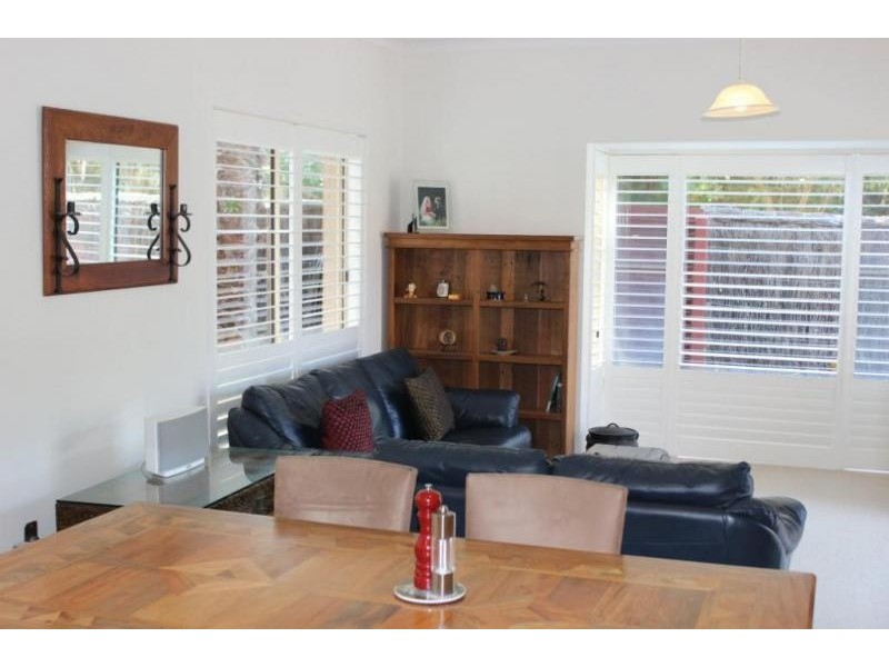 1B Larmer Place, Dee Why NSW 2099