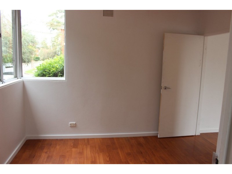 1/12 Grafton Crescent, Dee Why NSW 2099