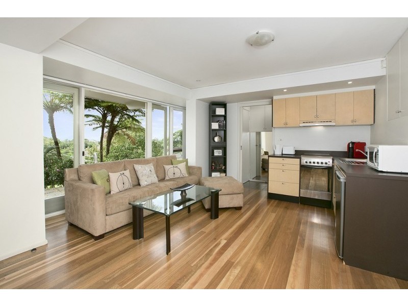 33 Binalong Ave, Allambie Heights NSW 2100
