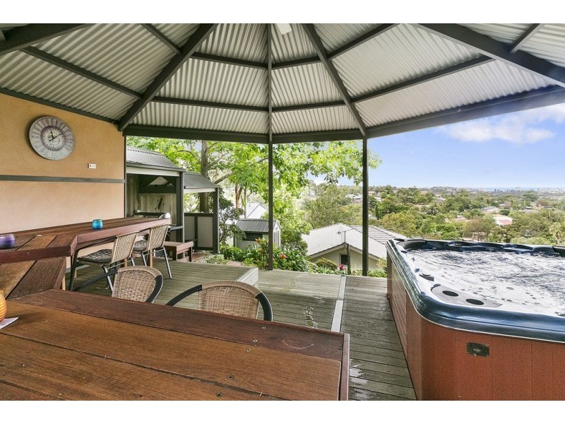 33 Binalong Ave, Allambie Heights NSW 2100