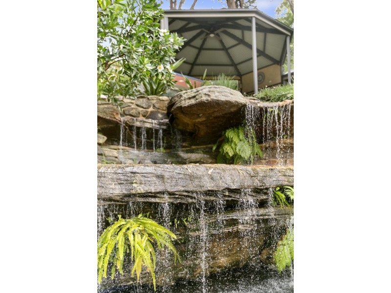 33 Binalong Ave, Allambie Heights NSW 2100