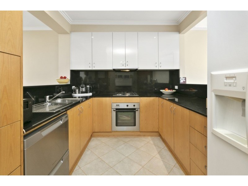 13/14-18 Golf Avenue, Mona Vale NSW 2103