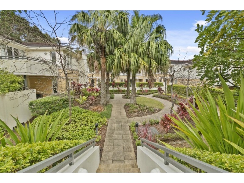 13/14-18 Golf Avenue, Mona Vale NSW 2103