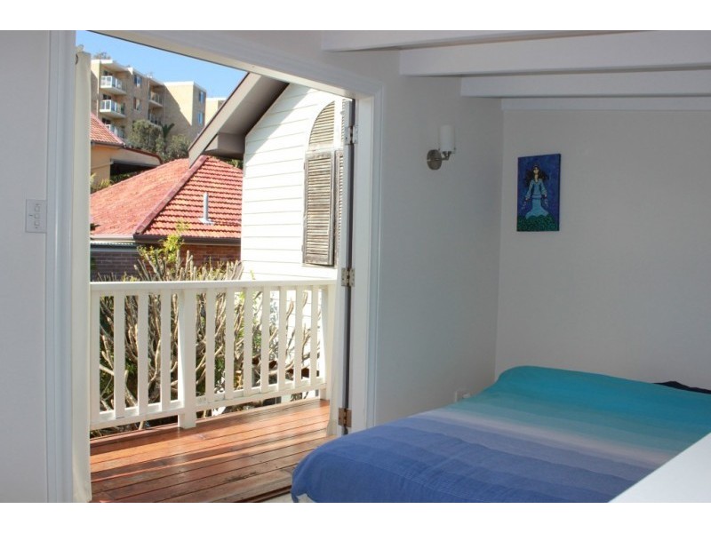 34 Charles Street, Freshwater NSW 2096