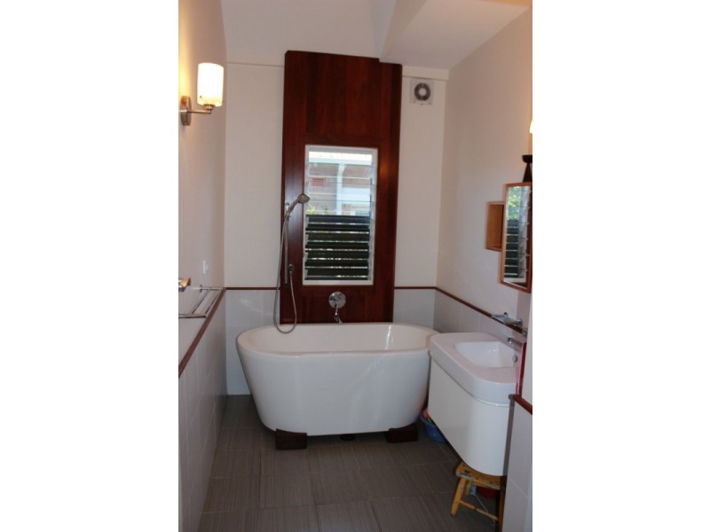 34 Charles Street, Freshwater NSW 2096