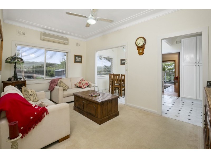 100 Parr Parade, Narraweena NSW 2099