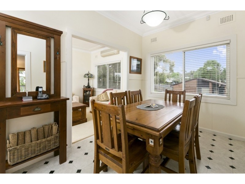 100 Parr Parade, Narraweena NSW 2099