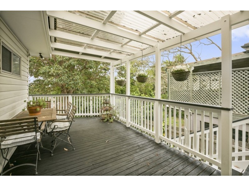 100 Parr Parade, Narraweena NSW 2099