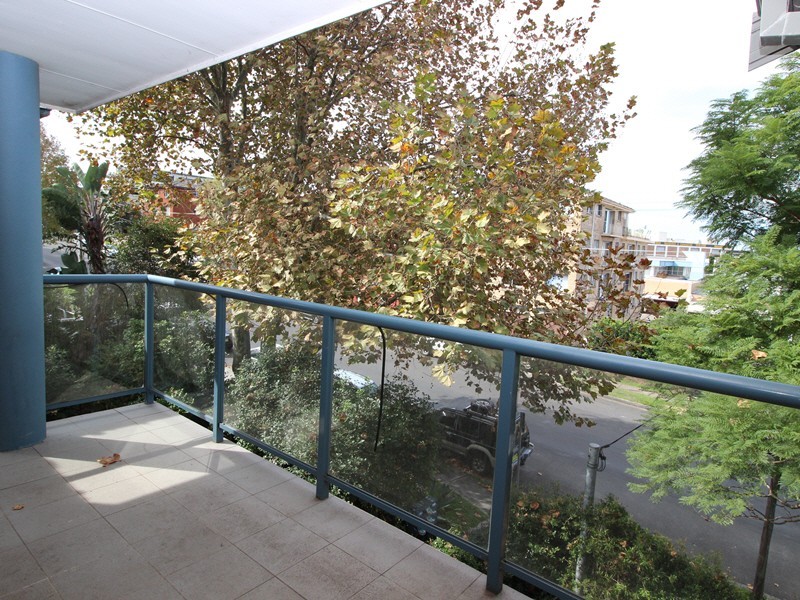 20/2-4 Francis Street, Dee Why NSW 2099