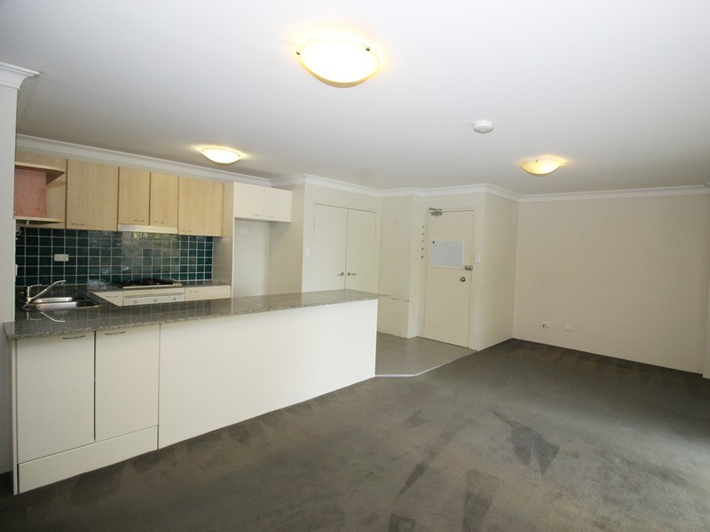 20/2-4 Francis Street, Dee Why NSW 2099