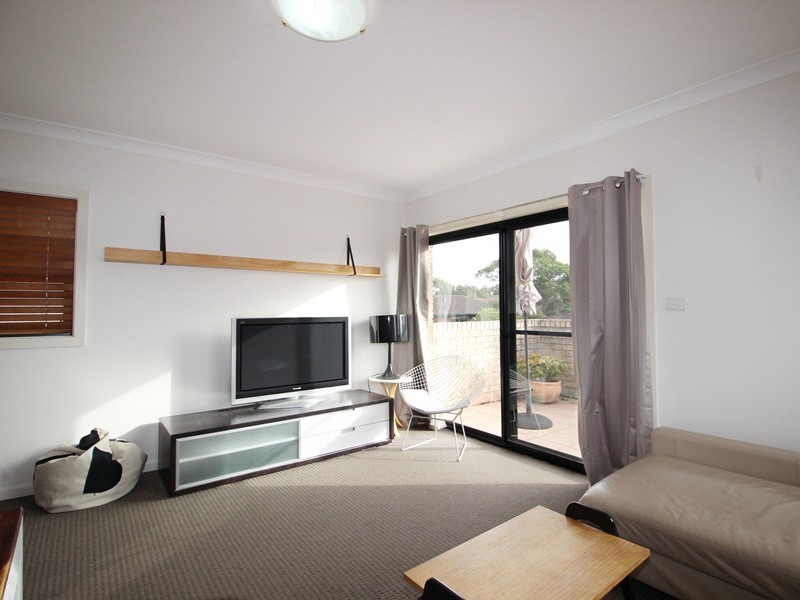8/7 Holborn Ave, Dee Why NSW 2099