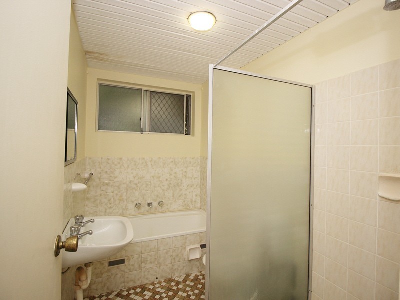 2/17 Lismore Ave, Dee Why NSW 2099