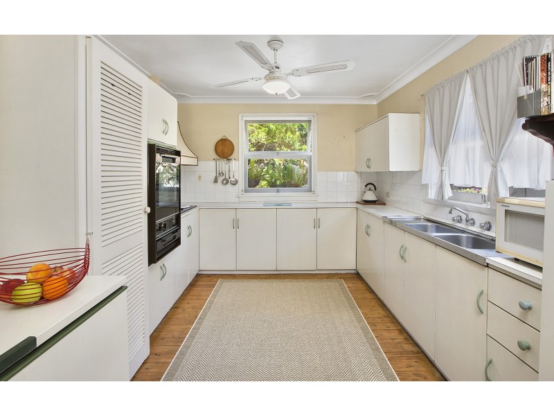 18 Gilmore Avenue, Collaroy Plateau NSW 2097