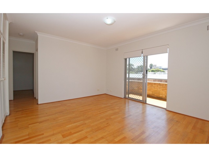 19/28 Howard Ave, Dee Why NSW 2099