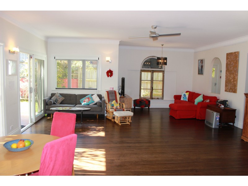 34 Charles Street, Freshwater NSW 2096