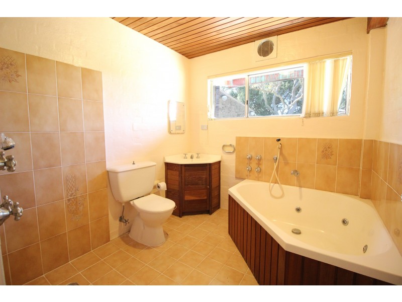 38 Little Willandra Road, Cromer NSW 2099