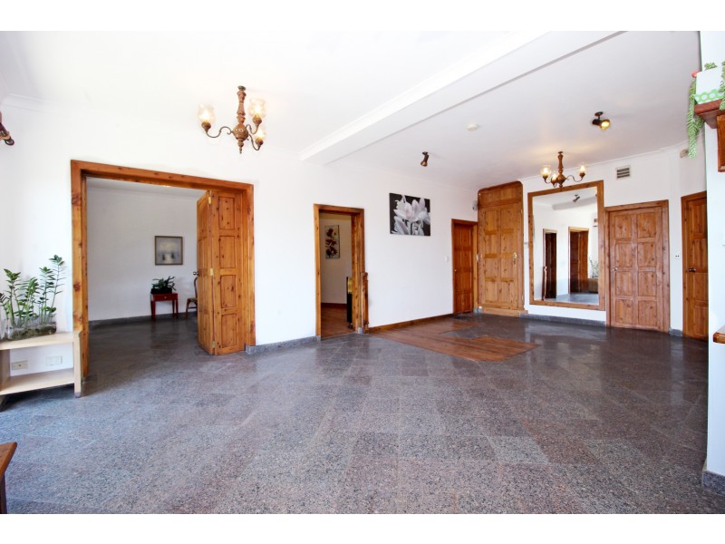 18a Consul Rd, Brookvale NSW 2100