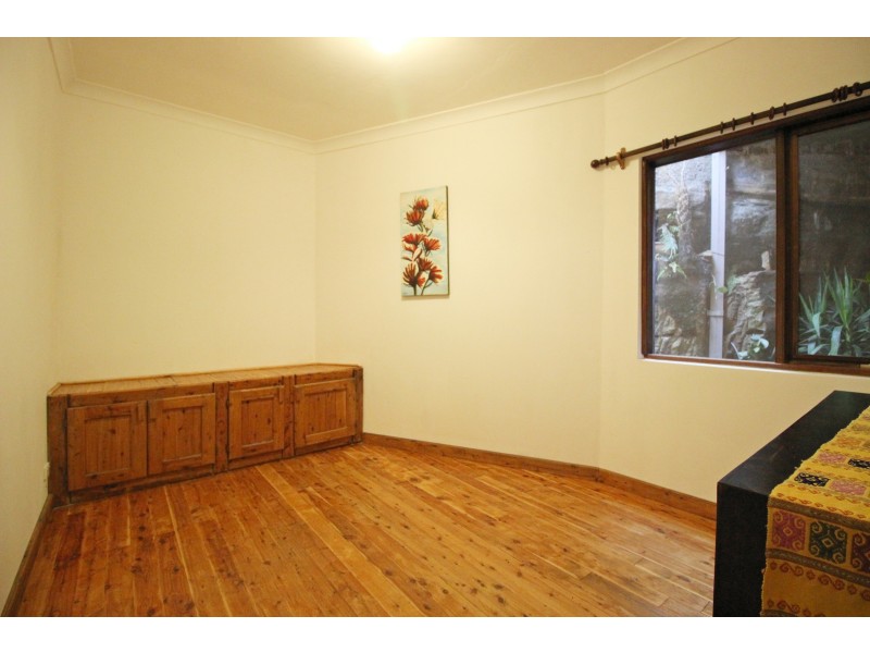 18a Consul Rd, Brookvale NSW 2100