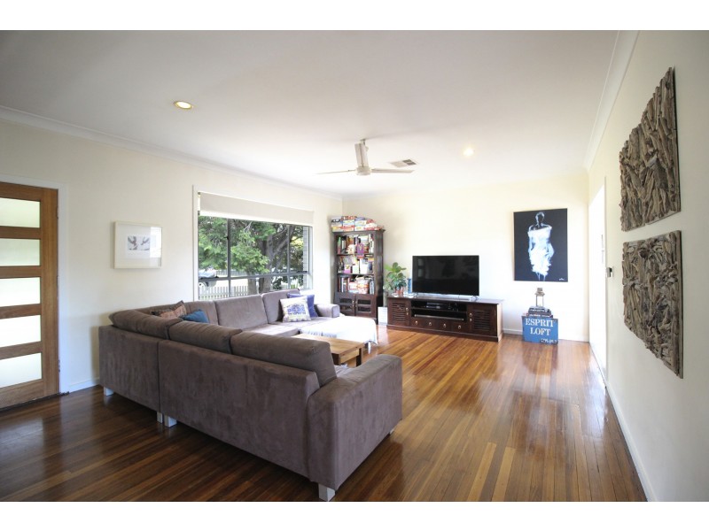 29 Gulliver Street, Brookvale NSW 2100