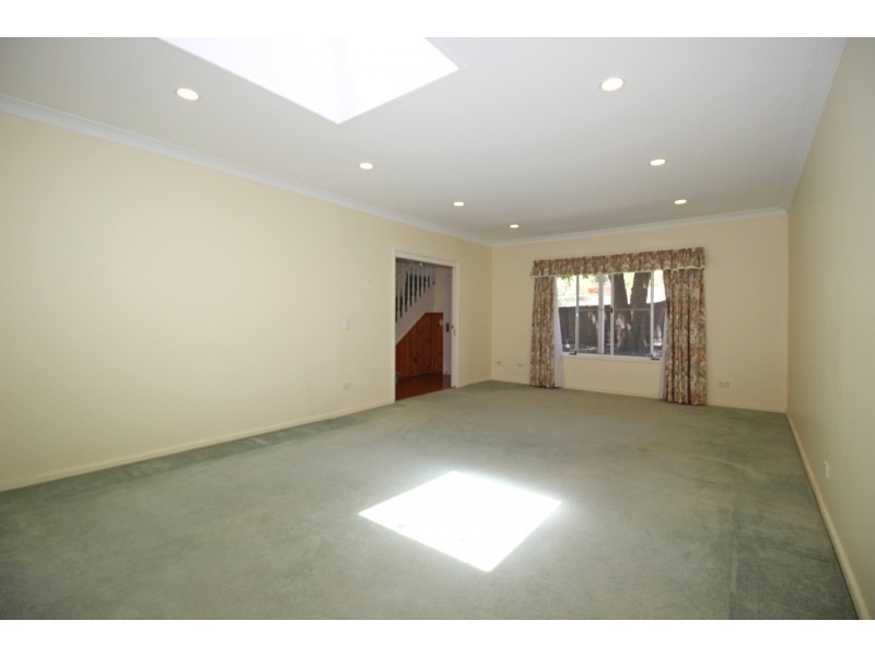 12 Naree Road, Frenchs Forest NSW 2086