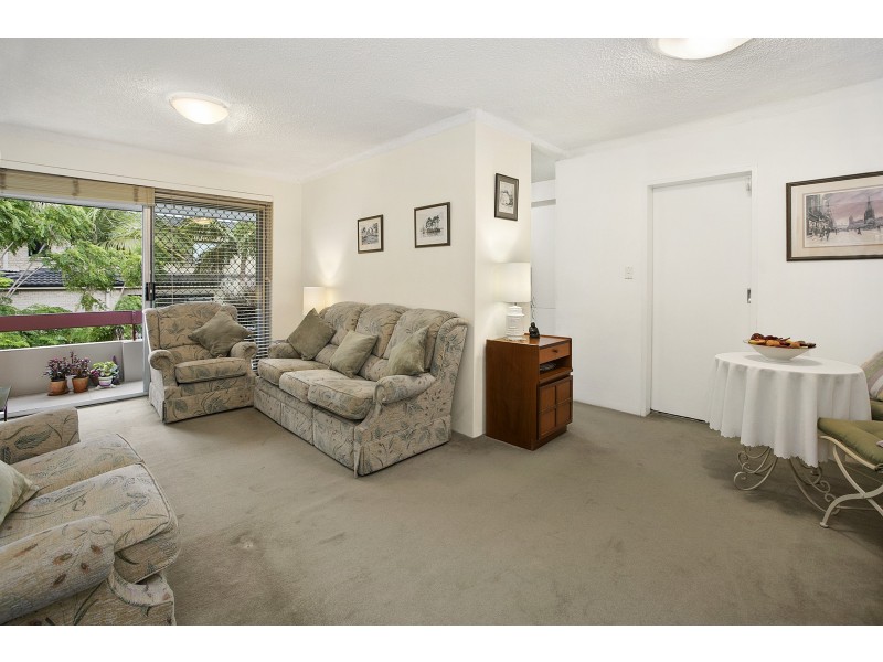 9/3 Holborn Avenue, Dee Why NSW 2099