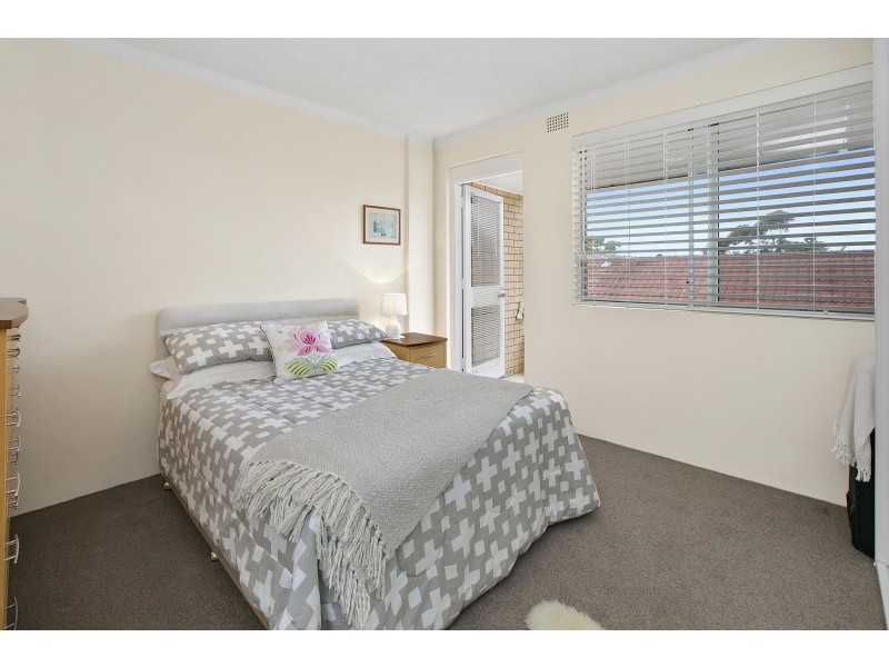 9/3 Holborn Avenue, Dee Why NSW 2099