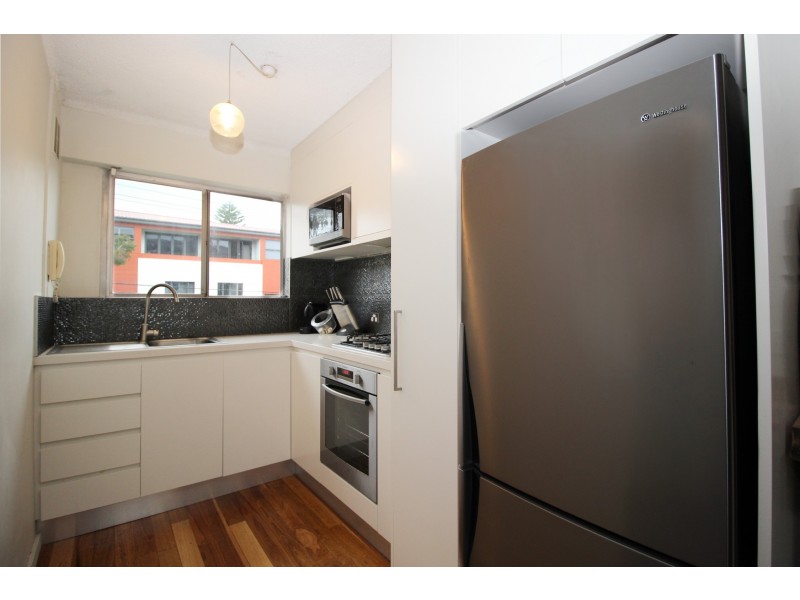 3/115 Pacific Parade, Dee Why NSW 2099