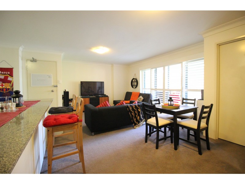 20/2-4 Francis Street, Dee Why NSW 2099