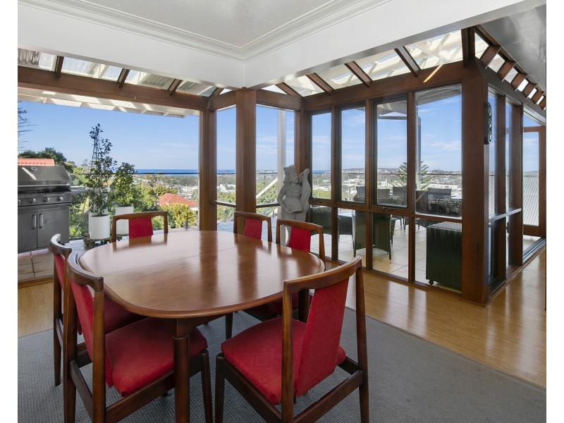 19 Connaught Street, Narraweena NSW 2099