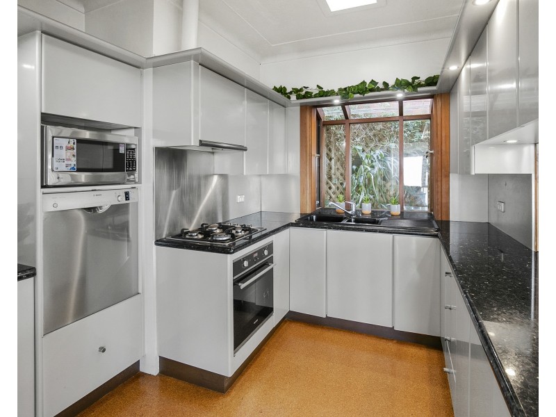 19 Connaught Street, Narraweena NSW 2099