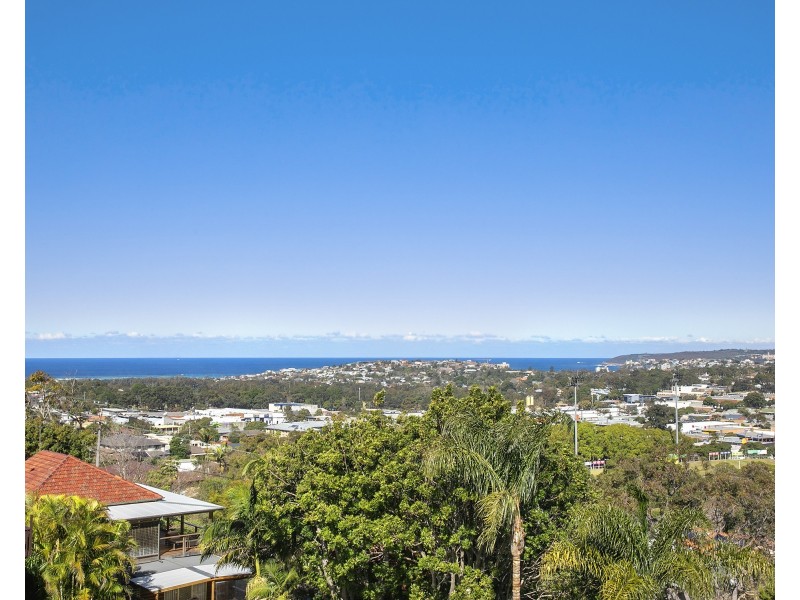 19 Connaught Street, Narraweena NSW 2099