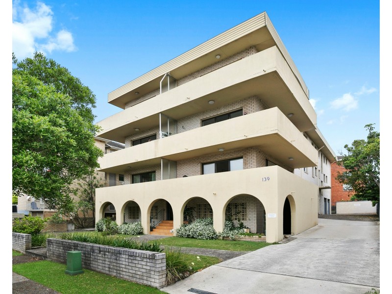 3/139 Pacific Parade, Dee Why NSW 2099